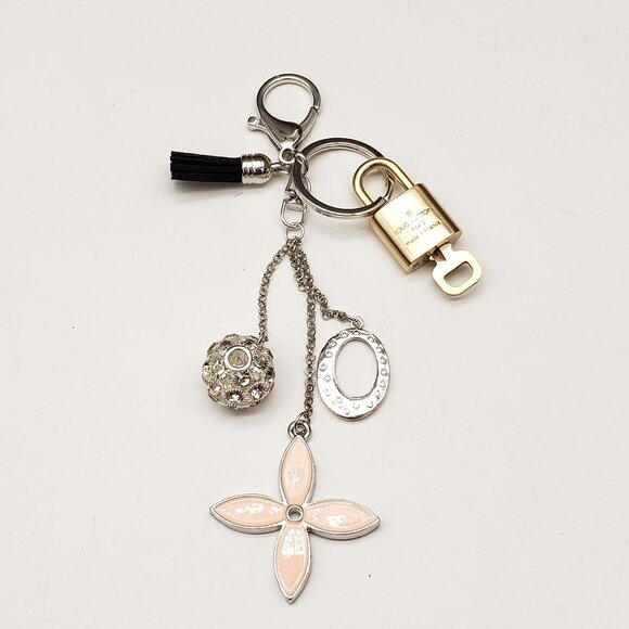 Authentic Louis Vuitton Lock & Key with unbranded Bagcharm, Keycharm, Keychain - Picture 2 of 10